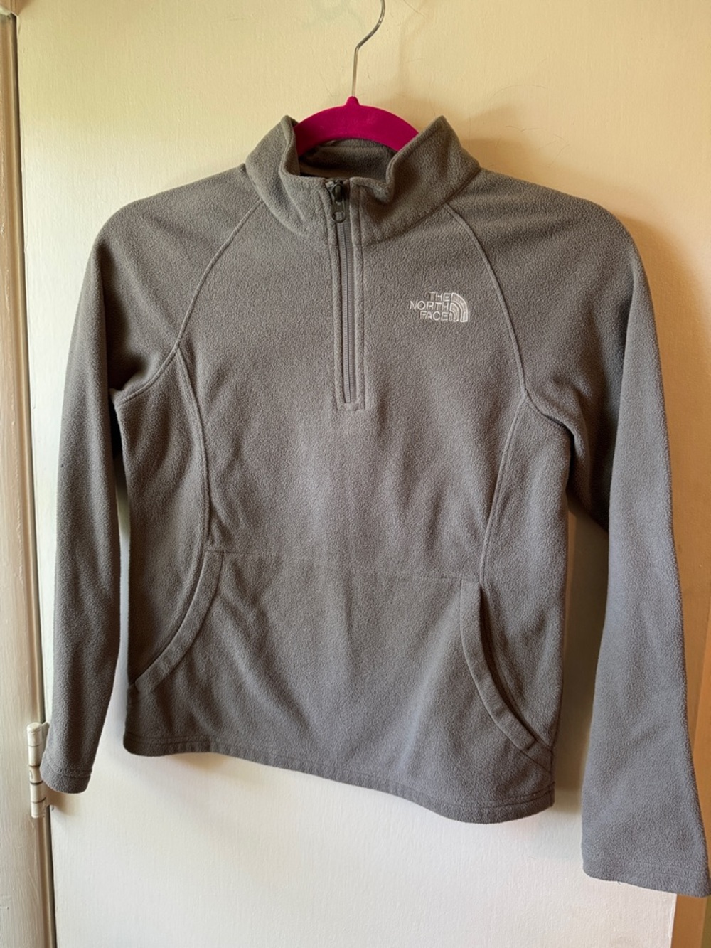 The North Face Light Gray Half-Zip Fleece Pullover